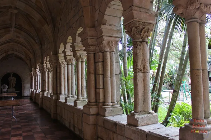 antiguo-monasterio-espanol