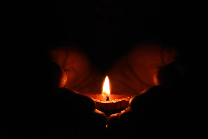 luz-en-las-tinieblas