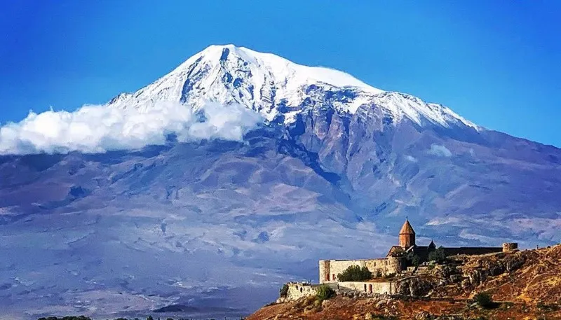 monte-ararat-el-arca-de-noe