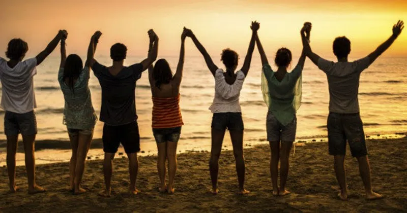 nuestra-gente-solo-amistad