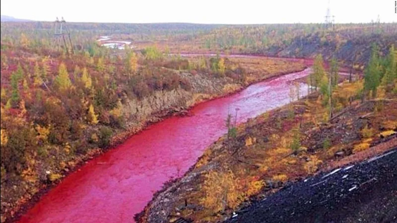 rio-nilo-rojo-biblia