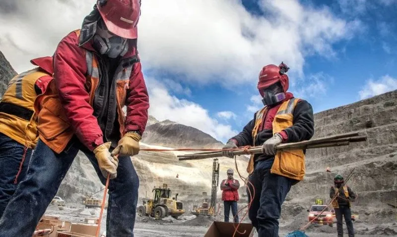 trabajando-arduamente