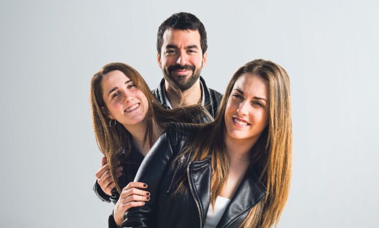 amistad-hombre-mujer-biblia